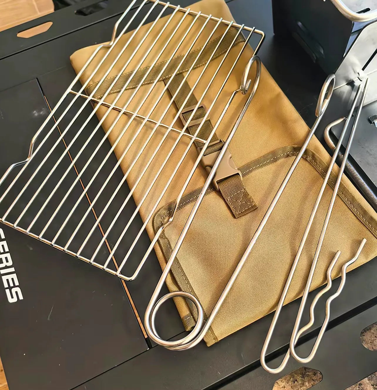 One-second Opening Barbecue Grill